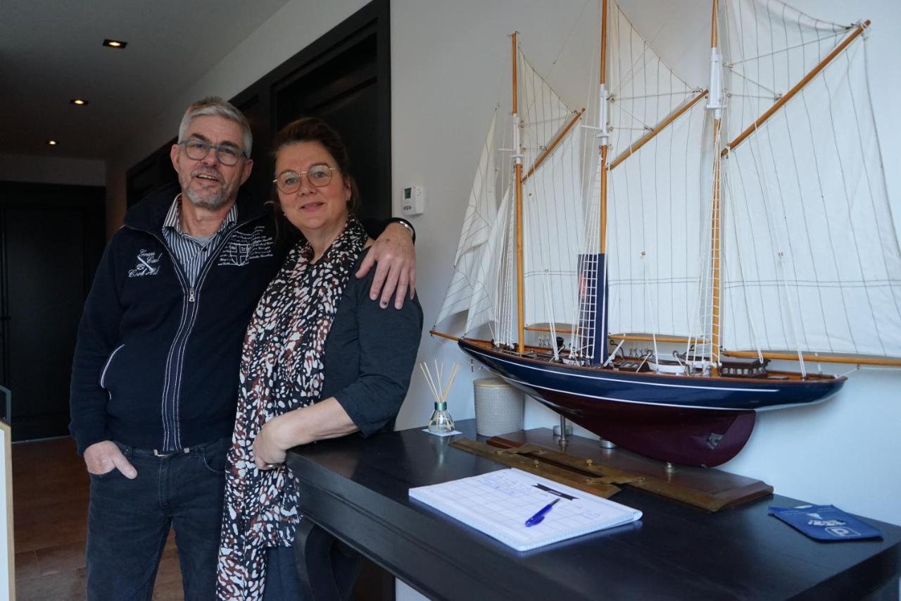 B&B Werfzicht Urk Esterno foto